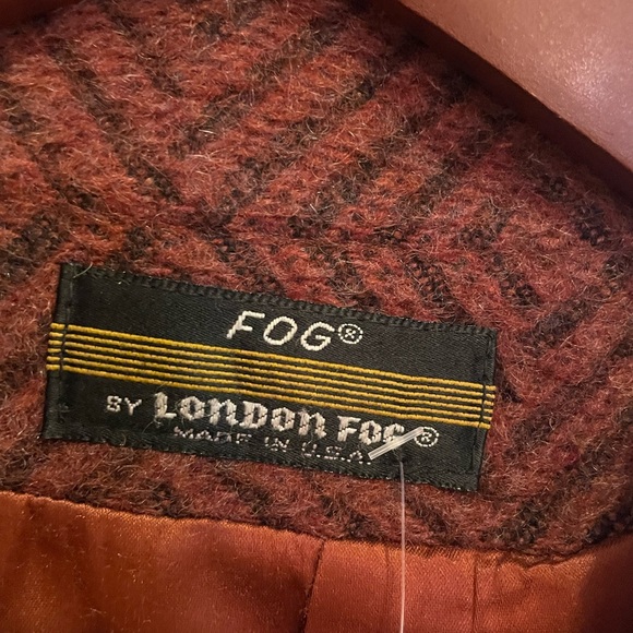 Women’s 1980s Oversized Maroon Wool Dress Jacket - Picture 2 of 11